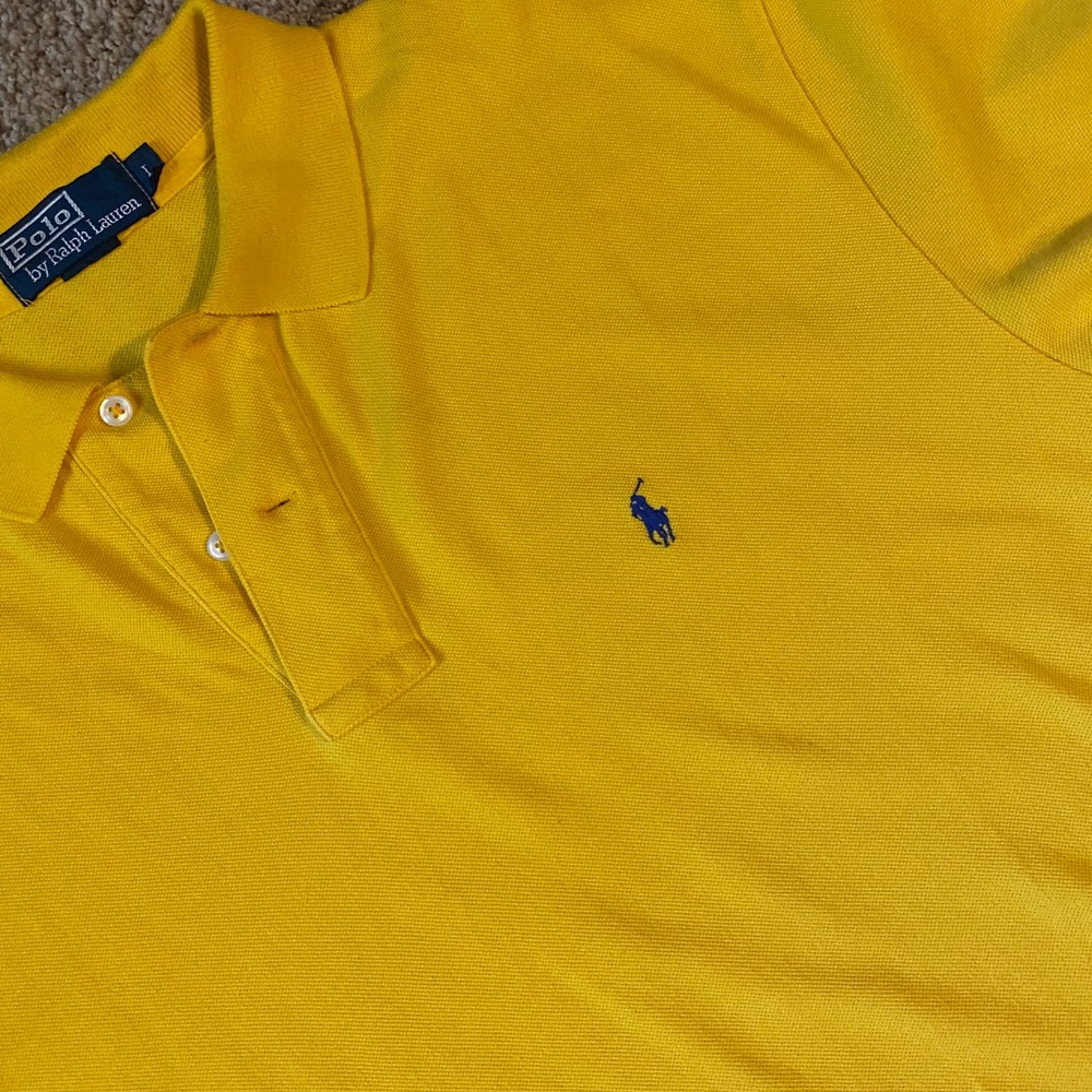Men’s yellow Polo